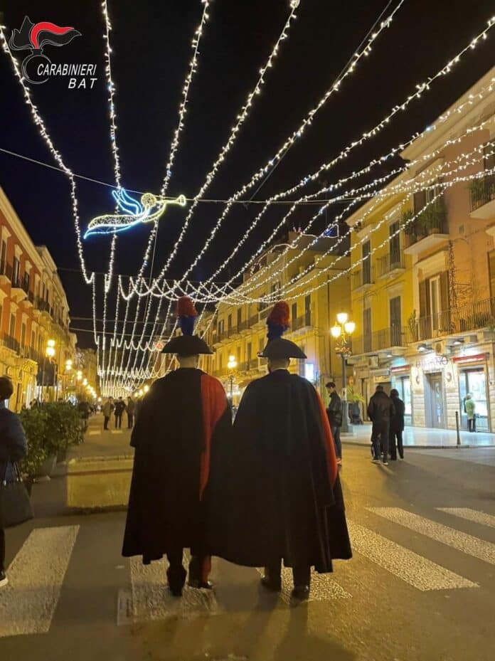 Foto dei Carabinieri in alta uniforme
