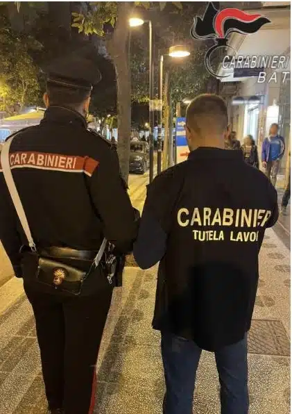 Foto dei carabinieri Tutela Lavoro Bat